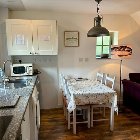Little Bream - Pretty Cosy Cottage, Sea Views, Walk To The Beach Mawnan Smith Ngoại thất bức ảnh