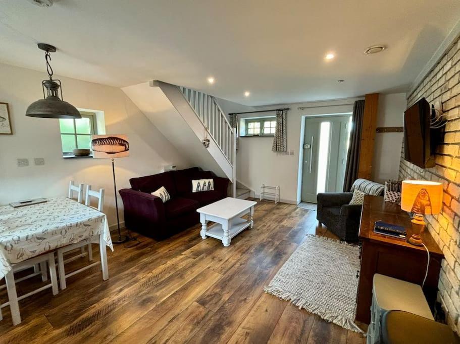 Little Bream - Pretty Cosy Cottage, Sea Views, Walk To The Beach Mawnan Smith Ngoại thất bức ảnh